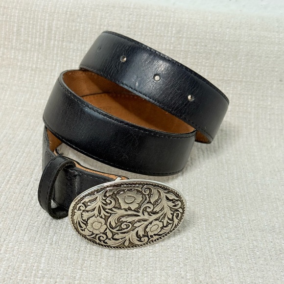 Source Unknown Accessories - Source Unknown Black Leather Belt with Engraved Silver Floral Oval Buckle